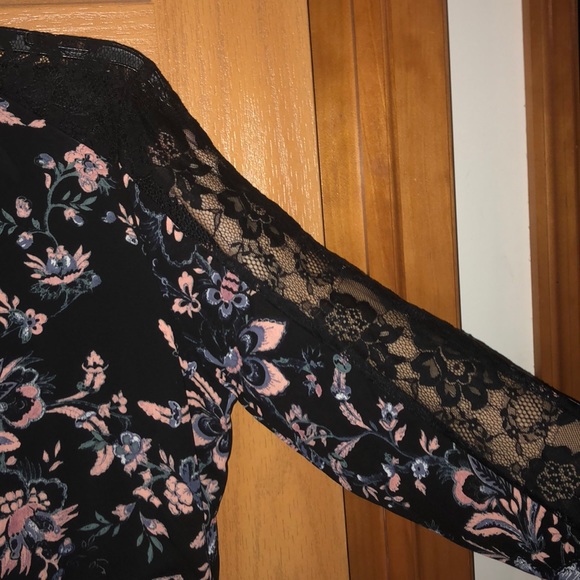 Belle + Sky Floral Maxi Dress - Picture 3 of 8